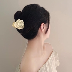 Kẹp Tóc Nhựa Kiểu Dáng Hoa Hồng 13011