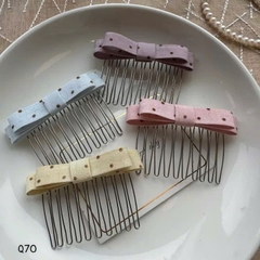 Set 2 Lược Bườm Xước Tóc Vải Cứng Chấm Bi 17977