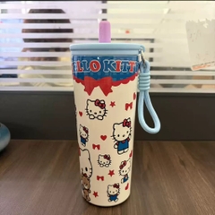 Ly Giữ Nhiệt Nắp Nhựa 710Ml Hello Kitty Kèm Quai Xách 17886