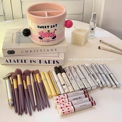 Ống Kệ Đựng Bút 3 Ngăn Tròn Cute Puppy, Sweet Cat 16653