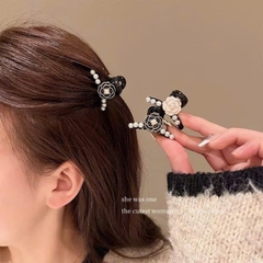 Set 2 Kẹp Tóc Càng Cua Mini Hoa Trà Ngọc Trai 4cm 16674