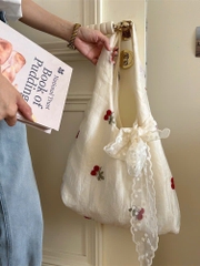 Túi Tote Kem Dạng Bầu Vải Voan Thêu Cherry & Nơ 15658