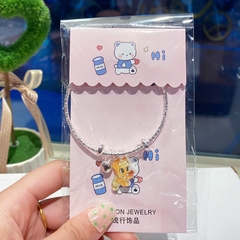 Vòng Tay Xoắn Điều Chỉnh Gắn Charm Hoạt Hình 13598