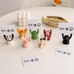 Tượng Mô Hình Mini Kẹp Giấy Để Bàn Hình Thú Giơ Tay Cute 17944