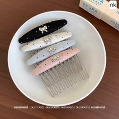 Set 2 Lược Bườm Xước Tóc Oval Chấm Bi Đính Charm Nơ 17981
