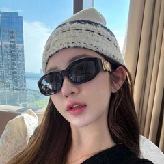 Mắt Kính Thời Trang Đa Giác Gọng Đen Kim Loại Vàng Biểu Tượng MG 17861