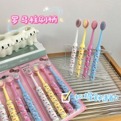 Set 4 Bàn Chải Đánh Răng Hello Kitty KAMENGSI 16710