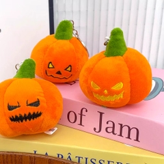 Móc Khóa Gấu Bông Quả Bí Halloween Khóa Vàng 16124