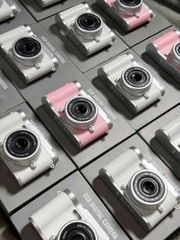 Máy Ảnh CCD Digital Chụp Ảnh, Quay Phim, Chơi Game 520GB 15361