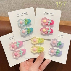Set 2 Kẹp Tóc Bông Hoa Dạng Bầu 16434