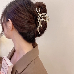 Kẹp Tóc Kim Loại Kiểu Nơ Gắn Ngọc Trai Thời Trang 8437