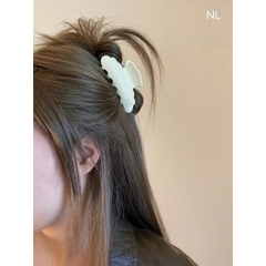 Kẹp Tóc Nhựa Cung Cá Mập Viền Đám Mây 17480