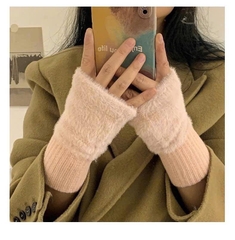 Găng Tay Lông Cụt Ngón Trơn 16445