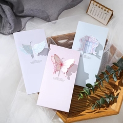 Thiệp Dài Gấp 3 Họa Tiết Nổi Có Kẻ Ngang 15608