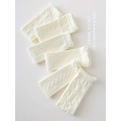 Tất Trắng Sữa Hoa Văn Tiểu Thư Dưới Gối 16745