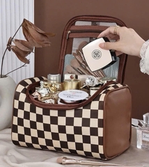 Túi Đựng Mỹ Phẩm Da Caro Nâu Thời Trang 15499