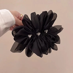 Kẹp Tóc Nhựa Hình Cung Voan Bóng Nhún 3 Tim Đá 16129