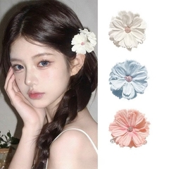 Set 2 kẹp Cung Mini 4Cm Đính Hoa Nhựa 17296