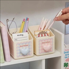 Ống Kệ Đựng Bút 2 Ngăn Caro Sweet Sweet 16108