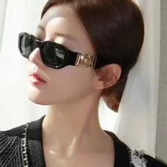 Mắt Kính Thời Trang Đa Giác Gọng Đen Kim Loại Vàng Biểu Tượng MG 17861