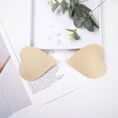 Miếng Dán Ngực Silicone Trái Tim Sẵn Keo Kèm Dây Ngực 17554