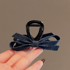 Kẹp Tóc Nhựa Cung 8cm Nơ Vải Jean 16436