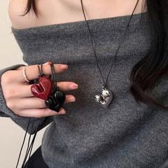 Vòng Cổ Dây Da Mặt Trái Tim Nhựa Cá Tính 15704
