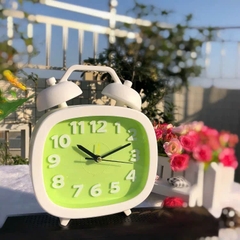 Đồng Hồ Chuông Báo Thức Hình Vuông Xinh 13976