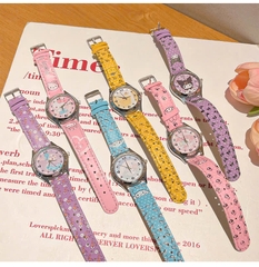 Đồng Hồ Dây Da Hoạt Hình Sanrio Kèm Hộp Cho Bé 13945