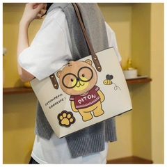 Túi Da Đeo Vai Hoạ Tiết Gấu Thời Trang 13908