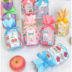 Hộp Quà Xếp Thắt Nơ Xinh 9.5*9*19cm 11936