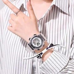 Đồng Hồ ĐiệnTử MặtTròn Dây Trong Nam/Nữ02 Thời Trang 9844