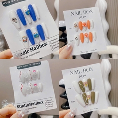 Bộ 10 Móng Tay Thiết Kế Đính Charm Gồm Keo+Dũa