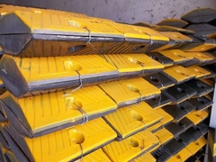 Gờ giảm tốc thép đúc