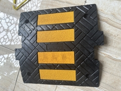 Gờ giảm tốc 500x500x50mm