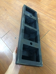 Chặn Lùi Xe Cao Su 560x150x100mm