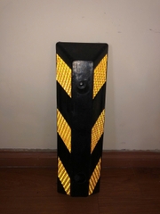 Chặn Lùi Cao Su KT: 500x150x100mm