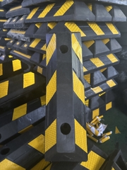 Chặn Lùi Cao Su KT: 500x150x100mm