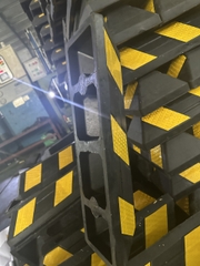 Chặn Lùi Cao Su KT: 500x150x100mm
