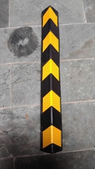 Ốp Cột Cao Su Vuông KT:1000x100x100x10mm