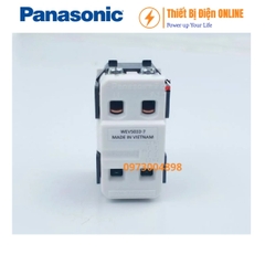 Công tắc 2 cực 20A bình nóng lạnh Panasonic WEV5033-7SW Wide