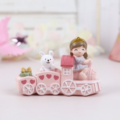 Bé lái tàu hỏa