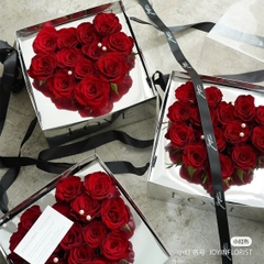 Hộp Mica Love Bạc/ 5H