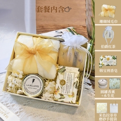 Hộp quà hoa tulip và hoa mẫu đơn món quà dễ thương cho các bạn