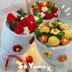 Bó hoa len bọc vải lông mịn hình quả Dâu, Cam, Táo dễ thương dành tặng bạn bè, người yêu