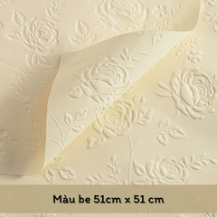 Giấy gói hoa, gói quà họa tiết hoa hồng in nổi dày dặn, xinh xắn