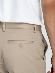 Quần Short Nam Khaki Trên Gối . SP26FH27G-AK