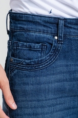 Quần Jeans Nam Regular Form Vừa
