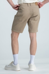 Quần Short Nam Khaki Trên Gối