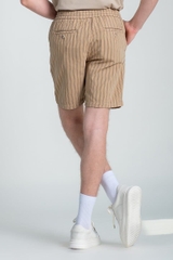 Quần Short Nam Khaki Trên Gối